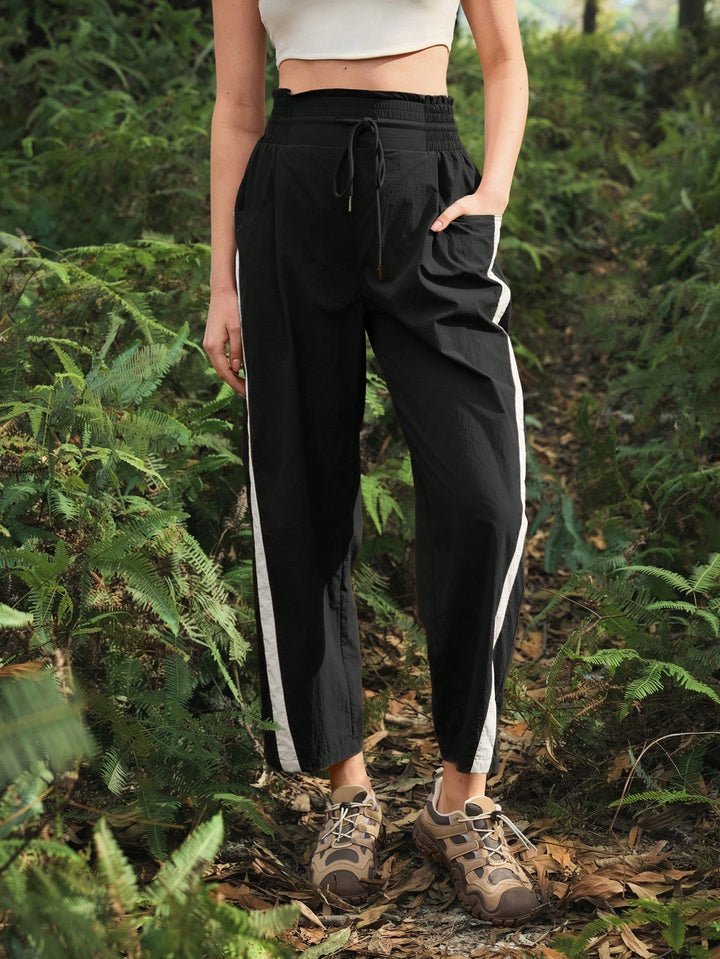 Pantaloni SHEIN, negru