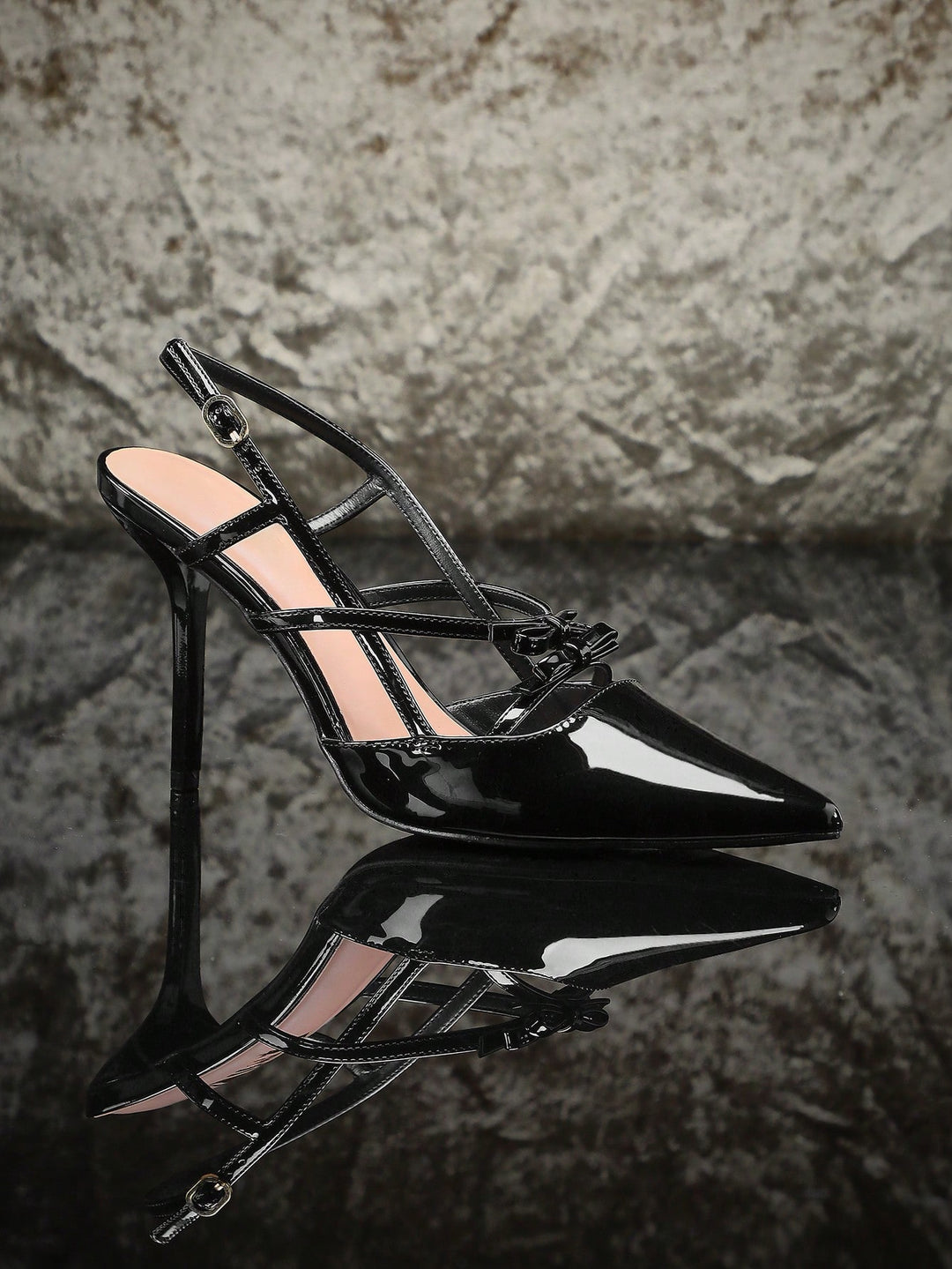 Pantofi cu toc SHEIN, negru