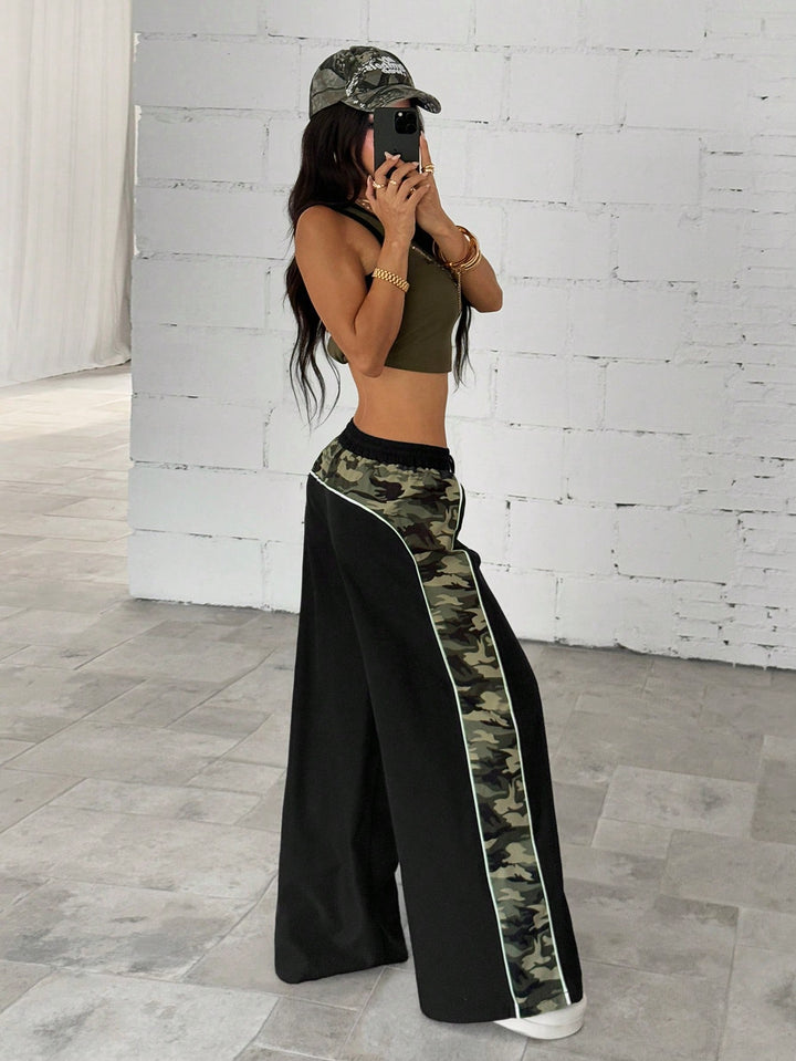 Pantaloni SHEIN, negru