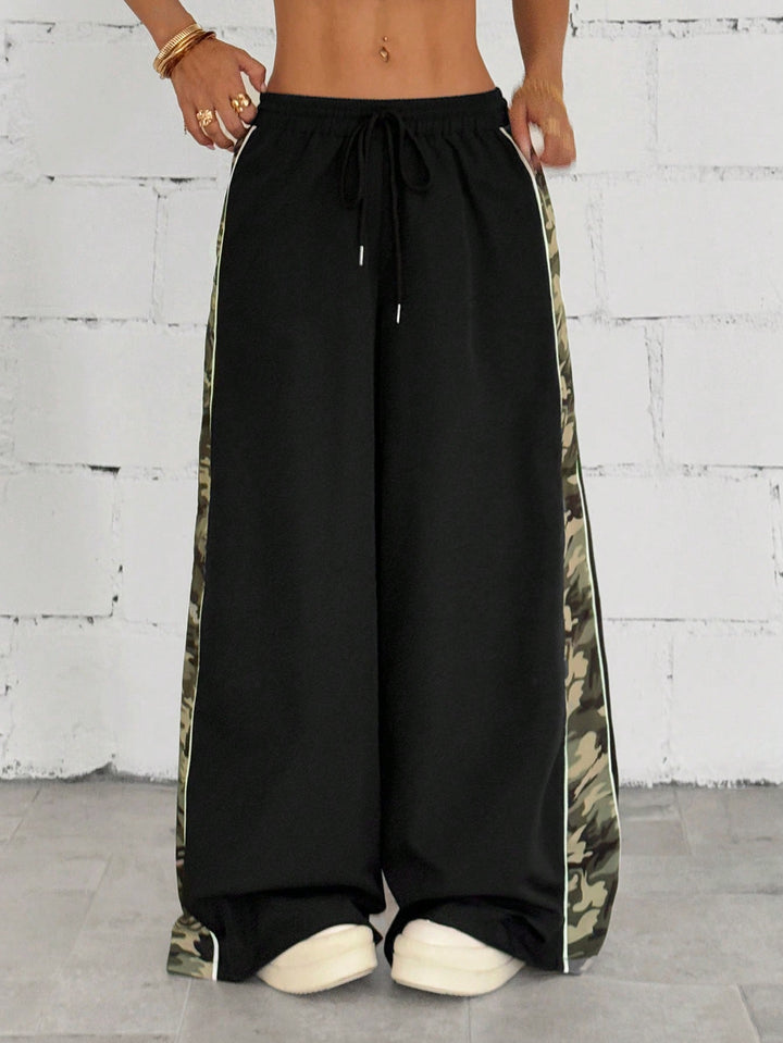 Pantaloni SHEIN, negru