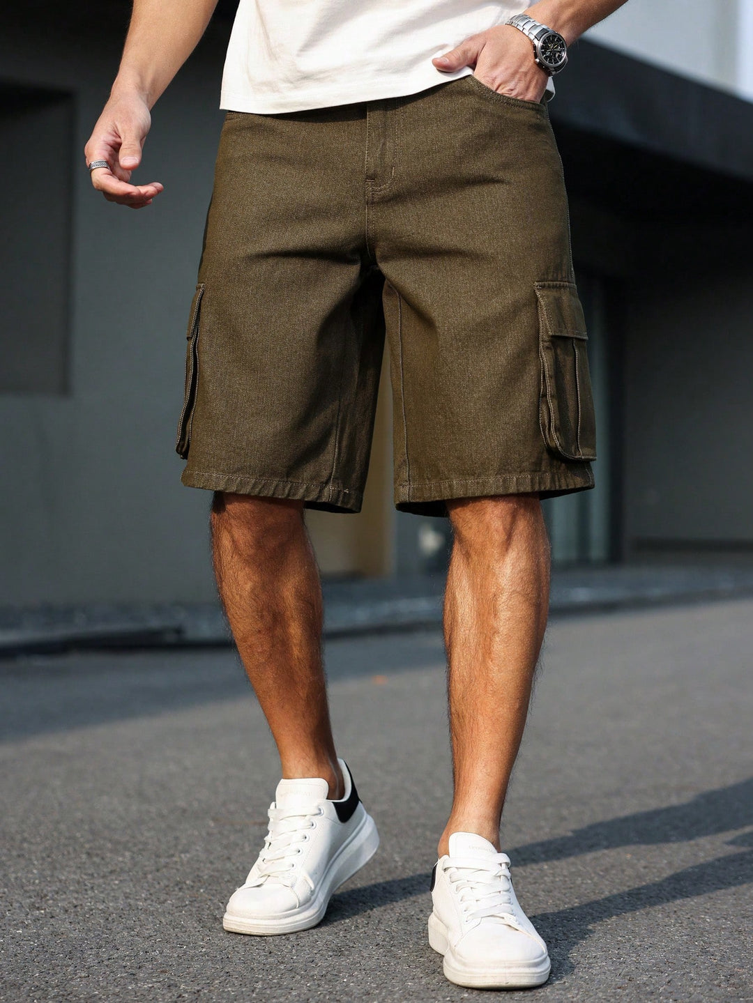 Pantaloni scurți SHEIN, kaki
