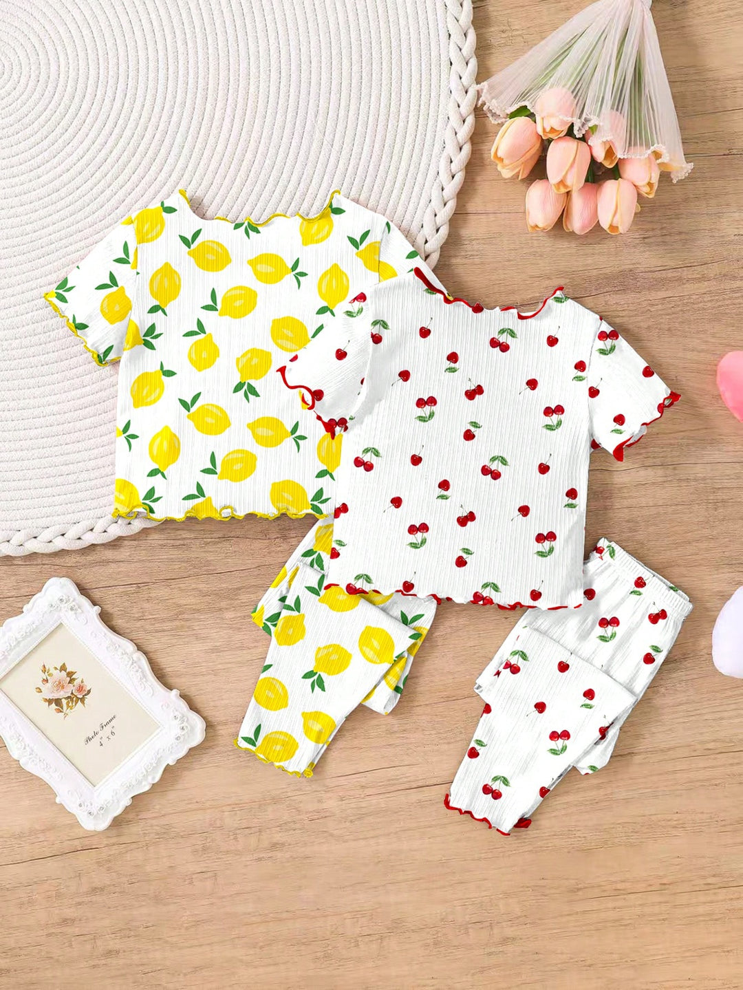 Pijama SHEIN, mix culori