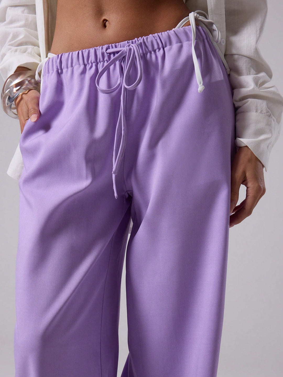 Pantaloni MUSERA by Shein, mov