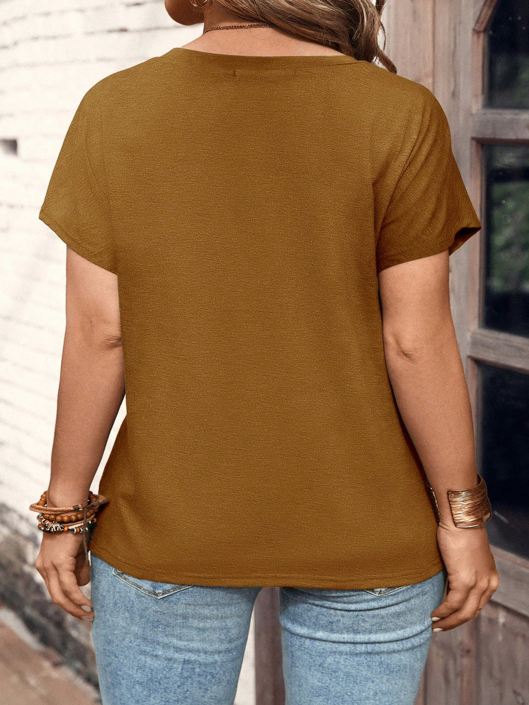 Tricou SHEIN, maro