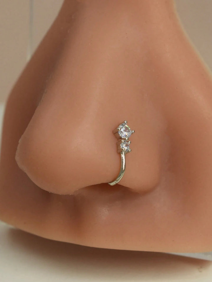 Piercing de nas fals SHEIN, argintiu