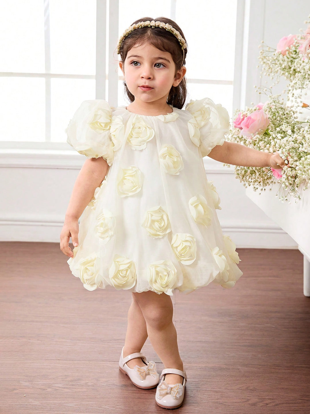 Rochie SHEIN, crem