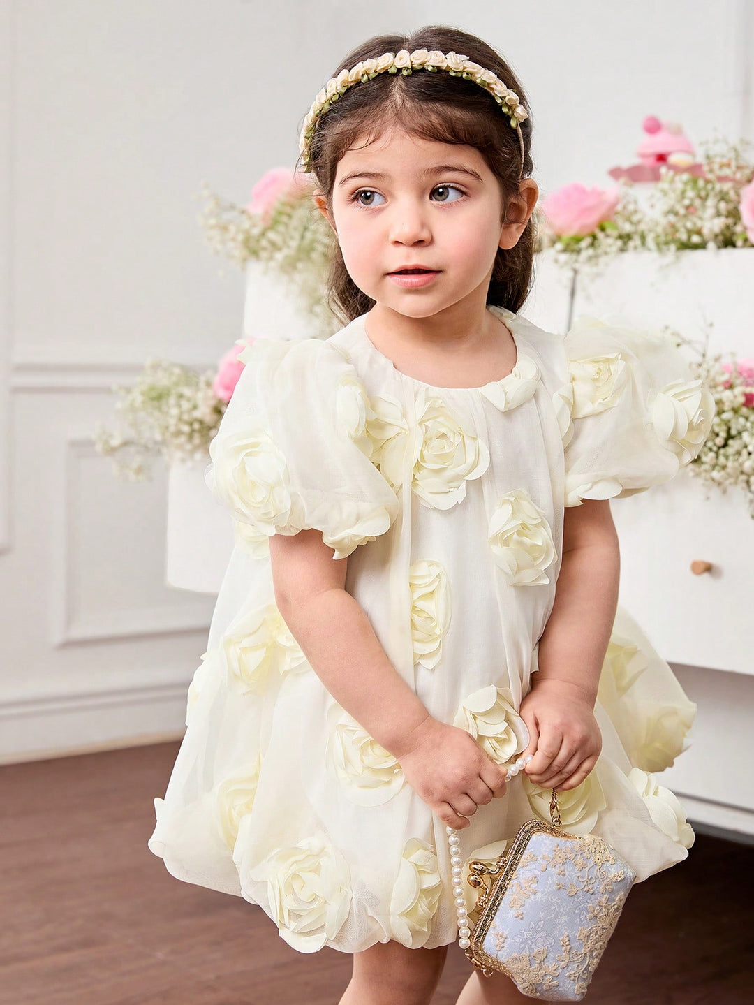 Rochie SHEIN, crem