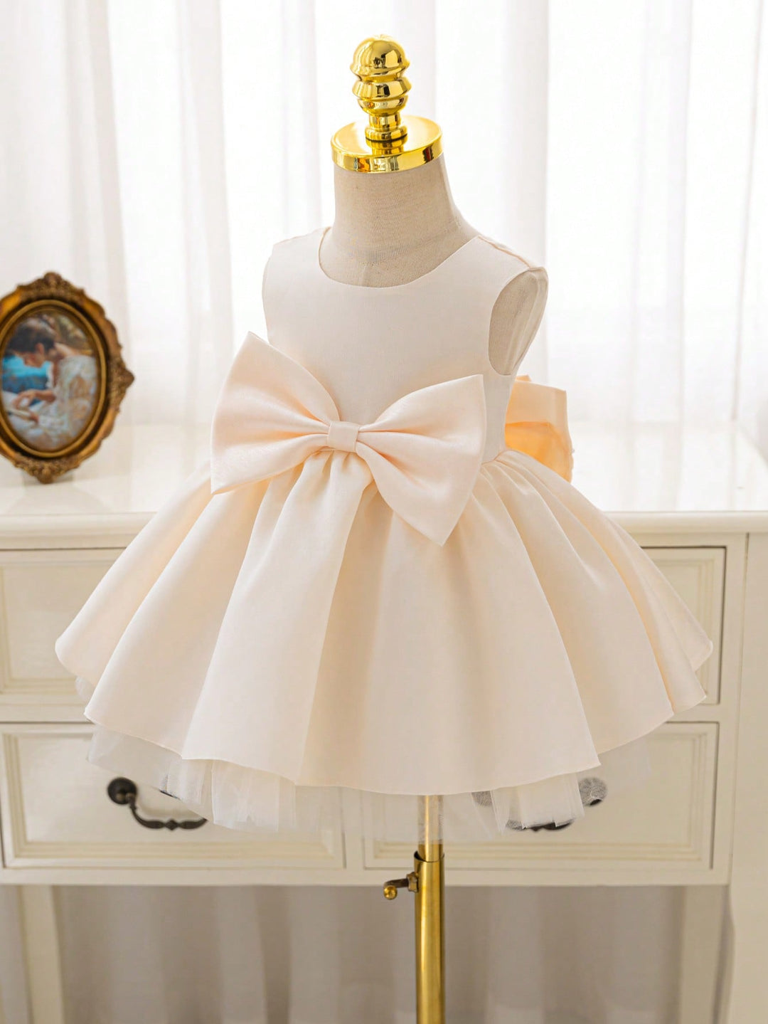 Rochie SHEIN, crem