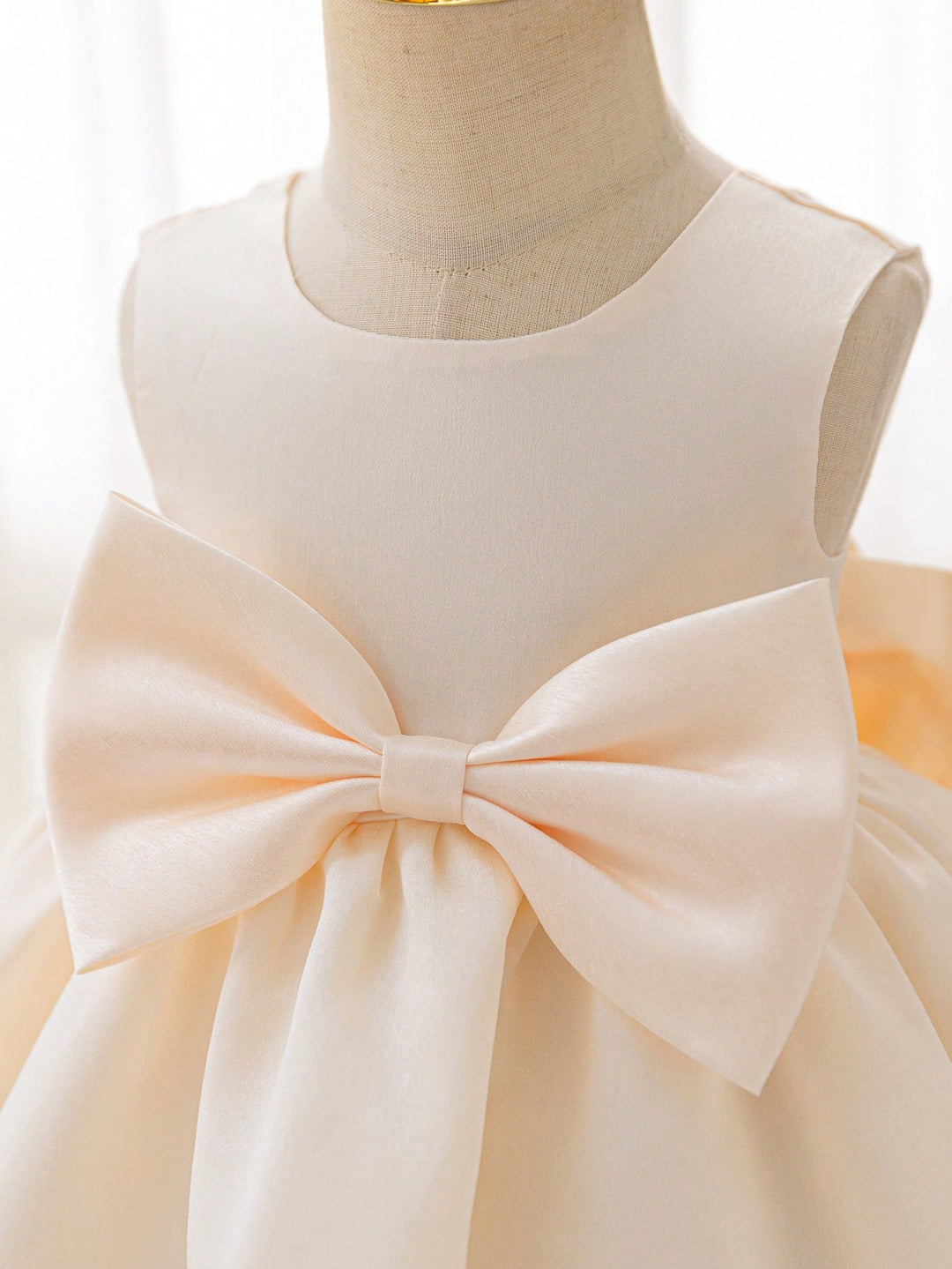 Rochie SHEIN, crem