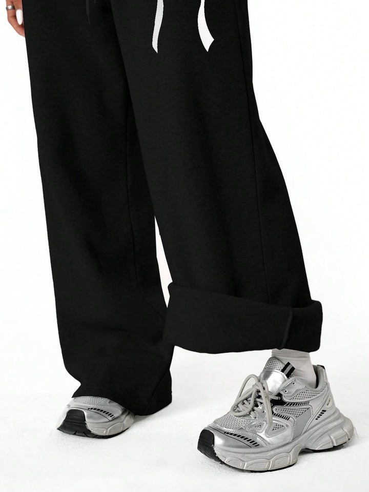 Pantaloni SHEIN, negru