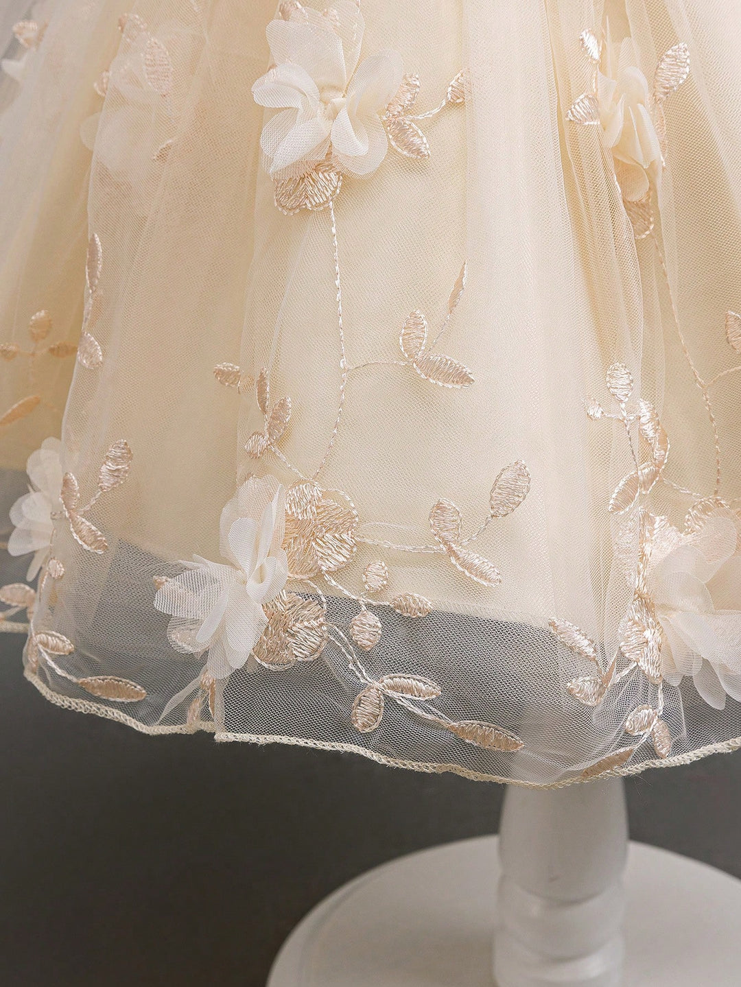 Rochie SHEIN, crem