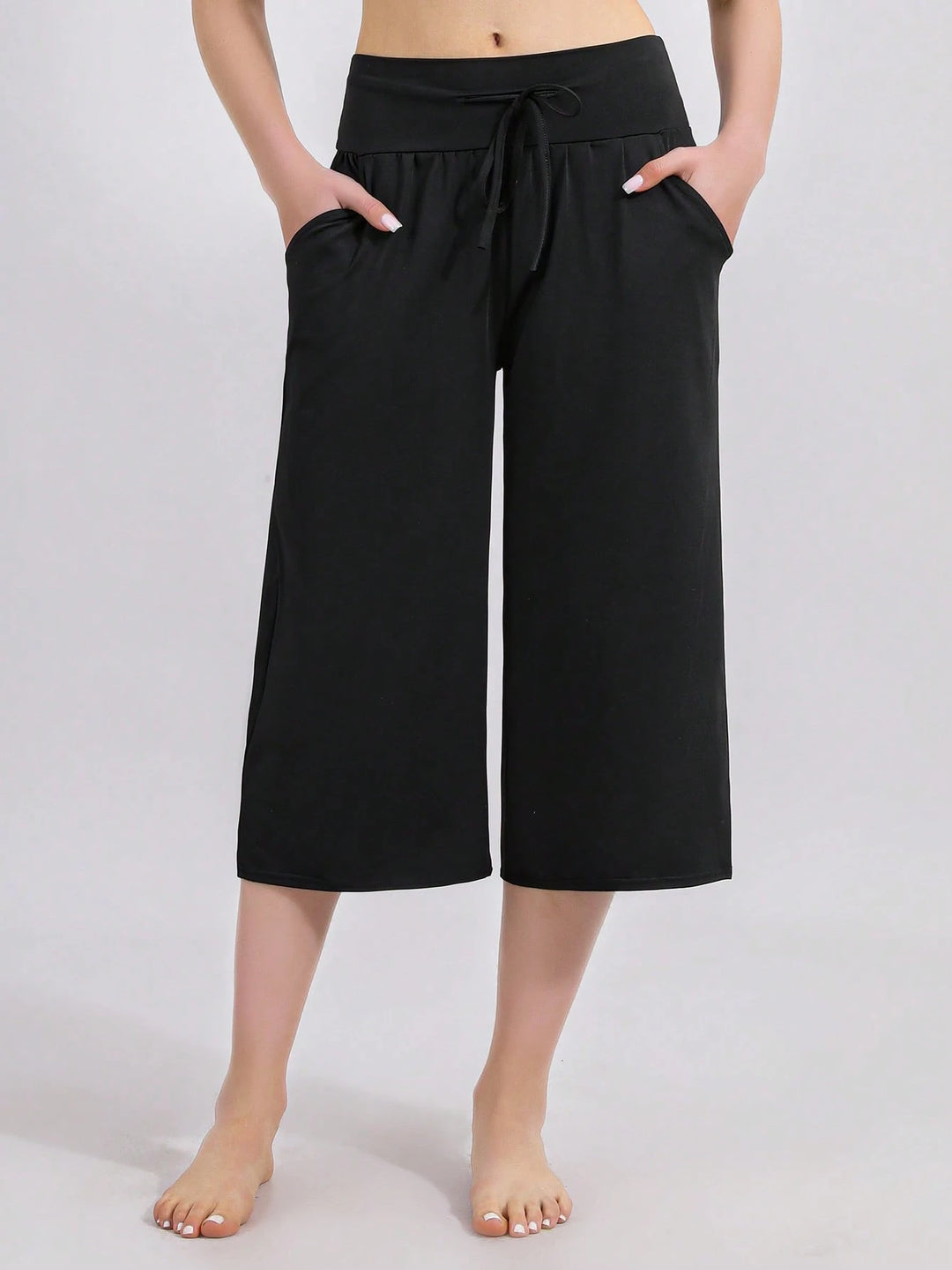 Pantaloni 3/4 SHEIN, negru