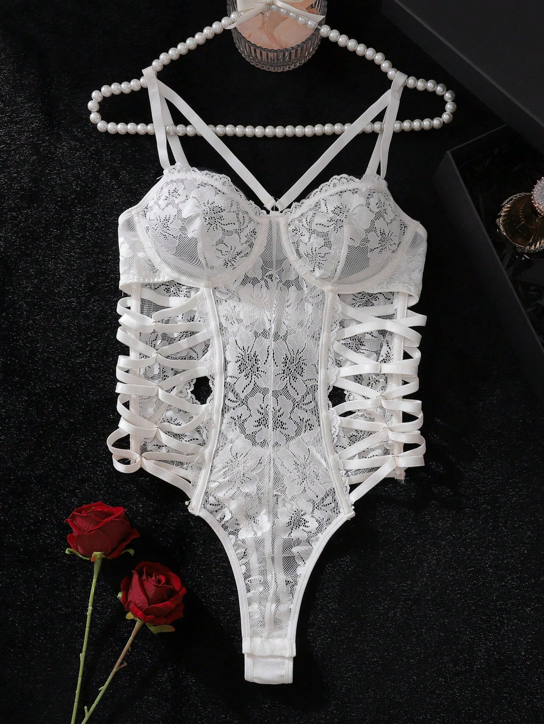 Body SHEIN, alb