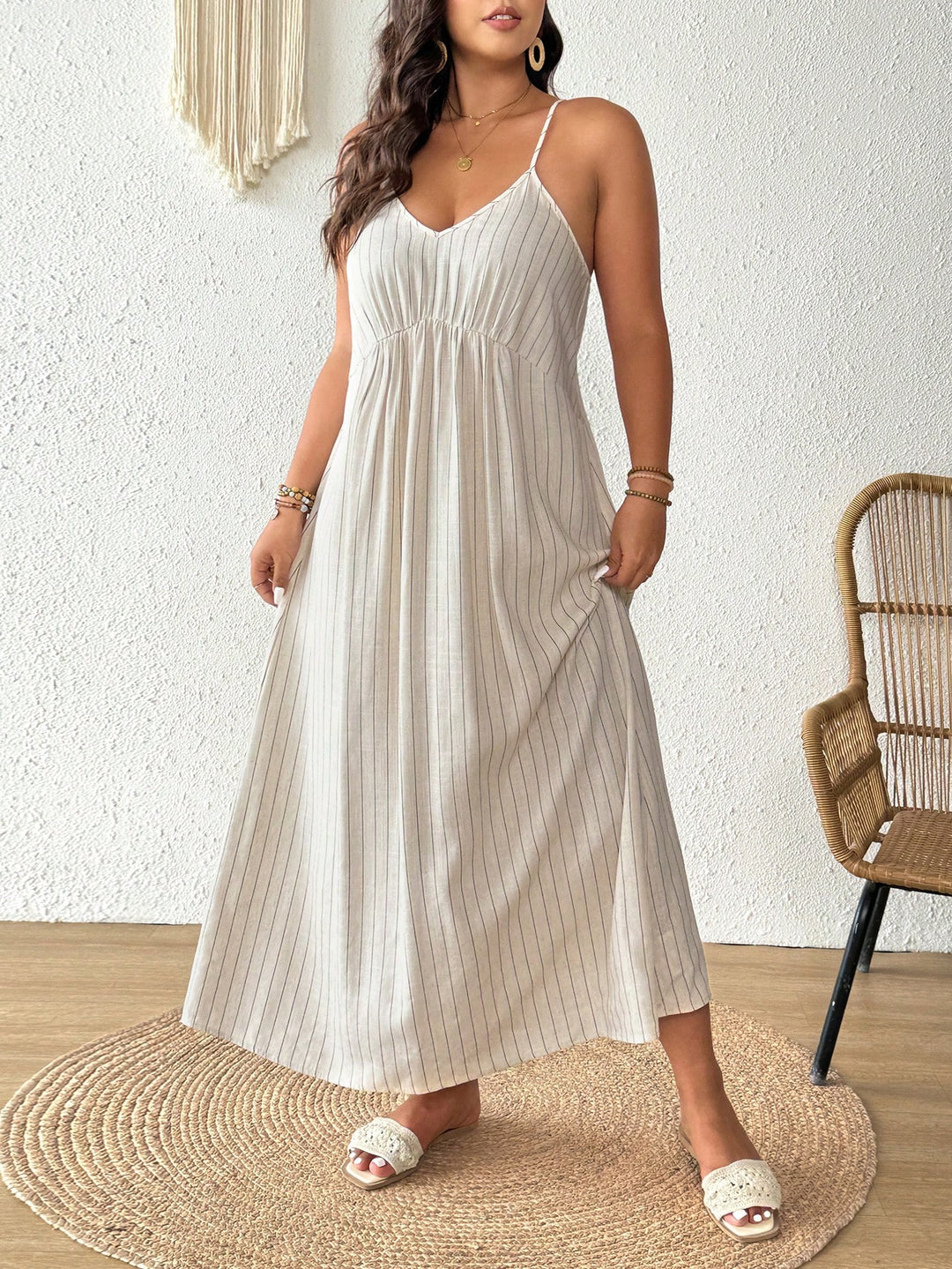 Rochie SHEIN, bej