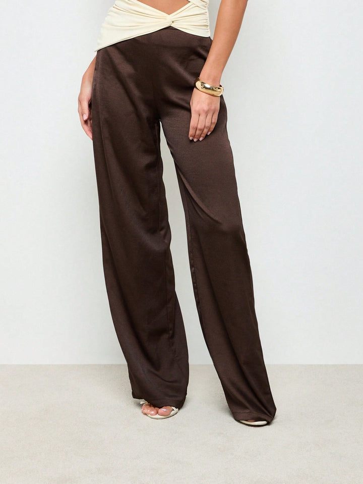 Pantaloni SHEIN, maro