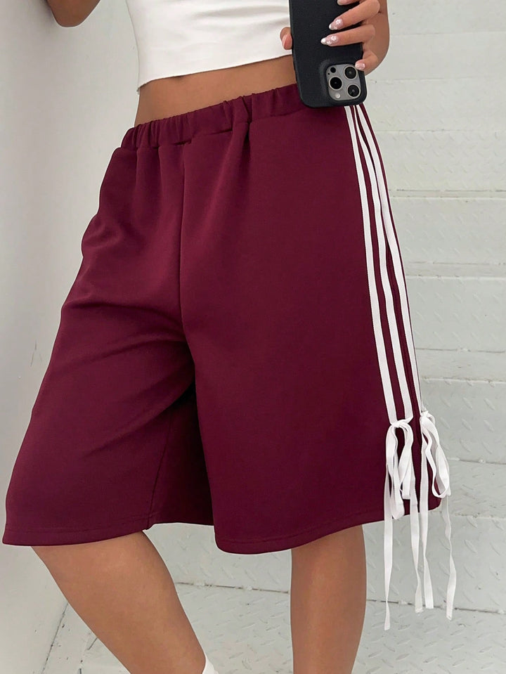 Pantaloni scurți SHEIN, vișiniu