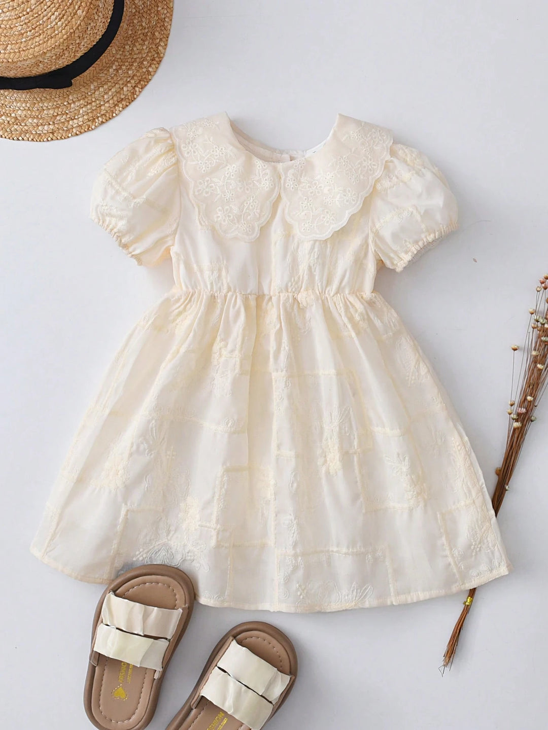 Rochie SHEIN, crem