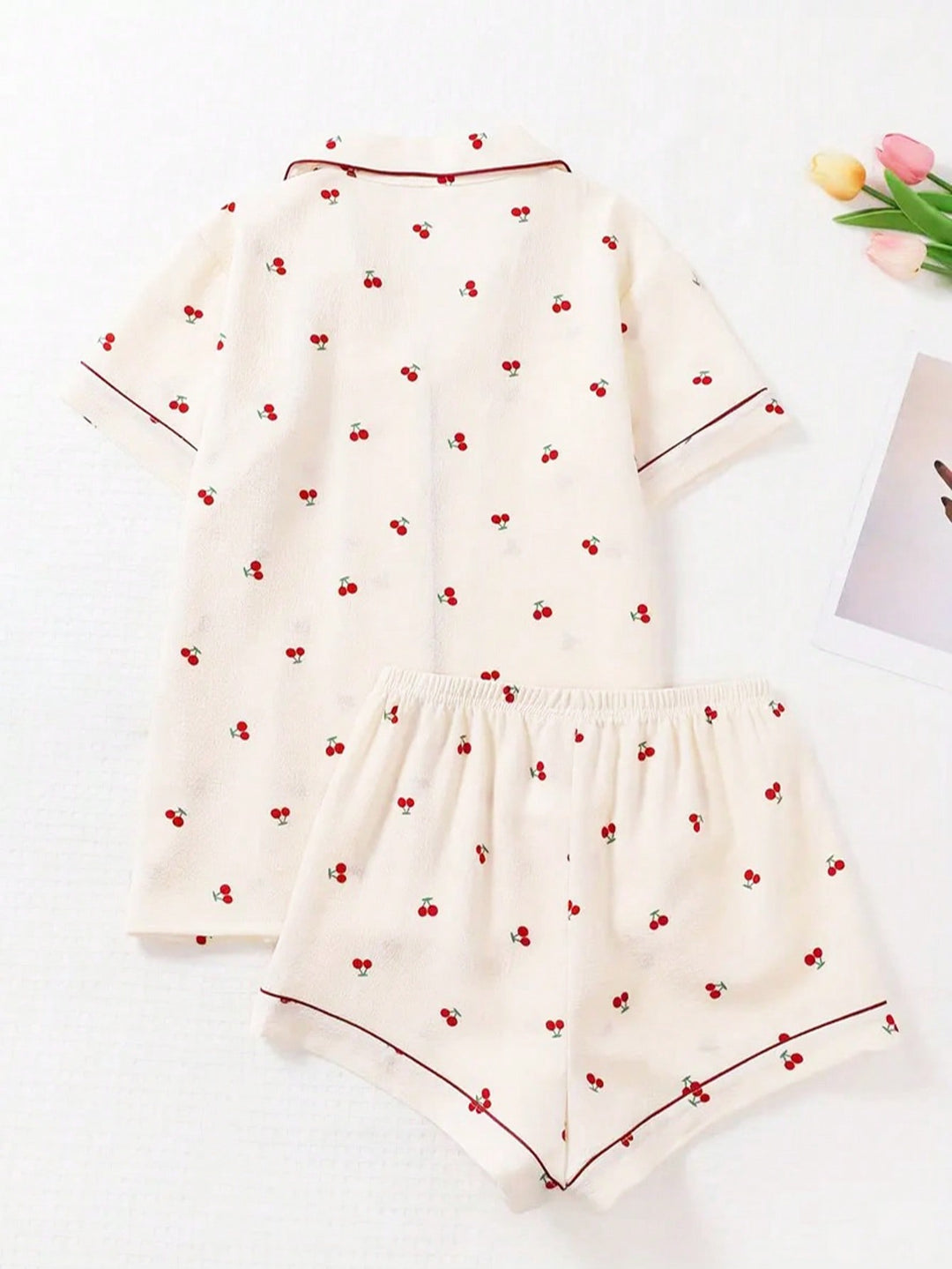 Set pijamale SHEIN, bej