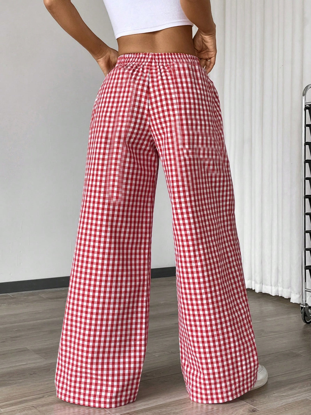 Pantaloni SHEIN, roșu