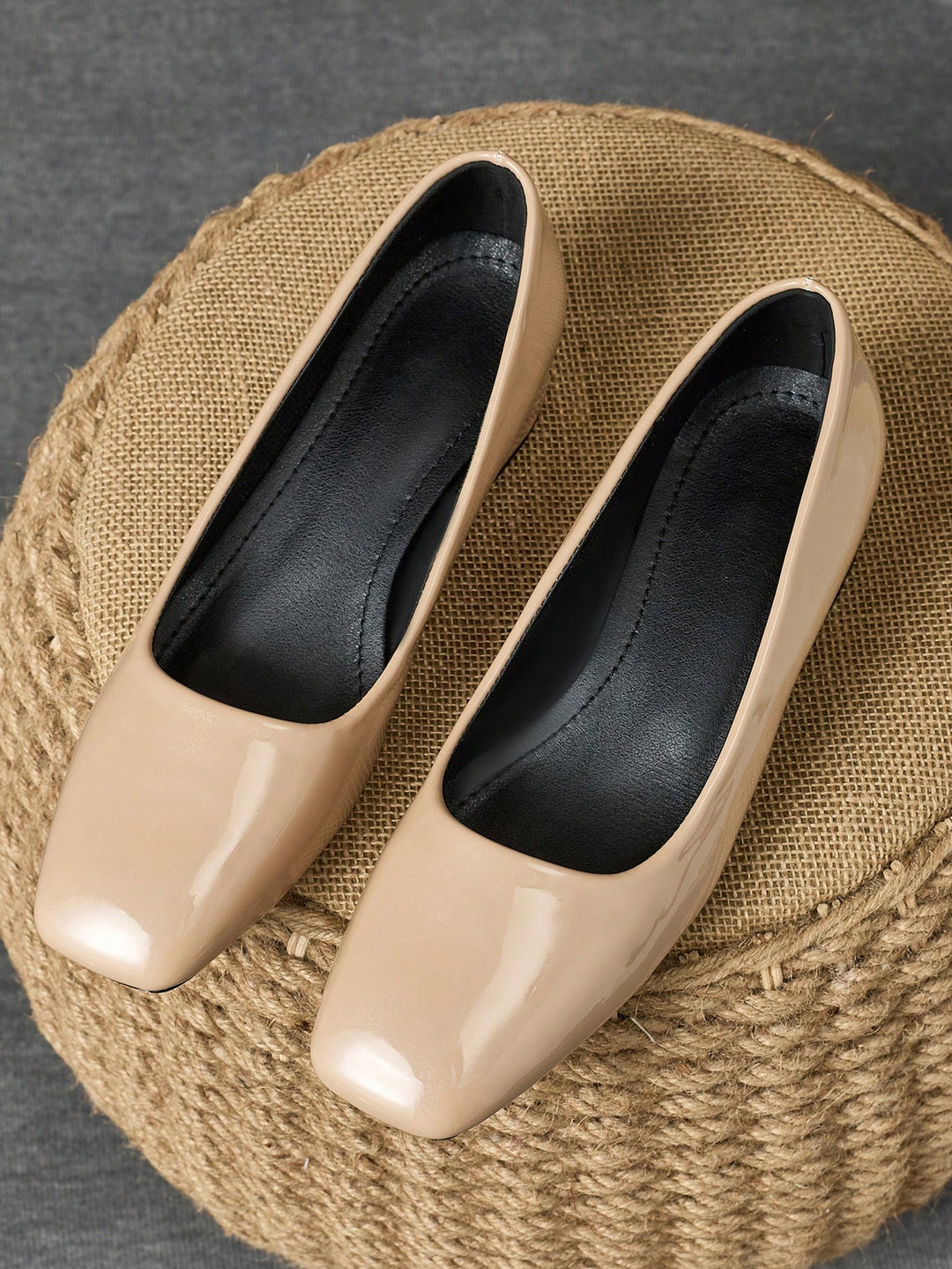 Pantofi cu toc SHEIN, bej