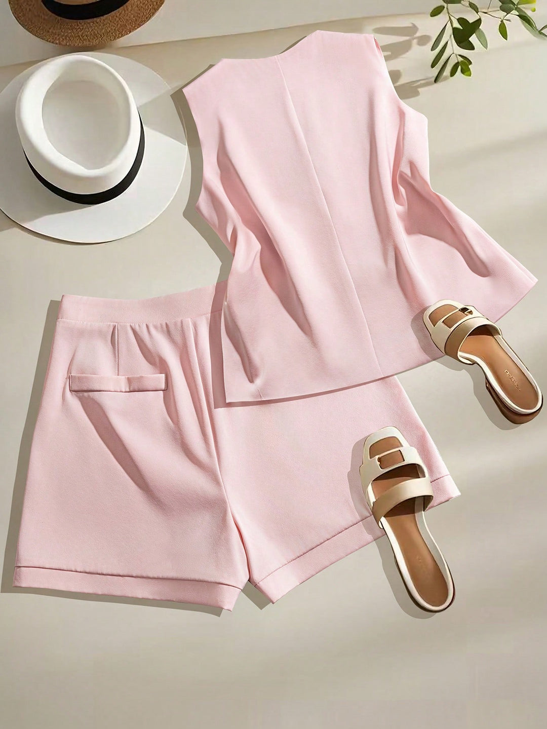Costum SHEIN, roz