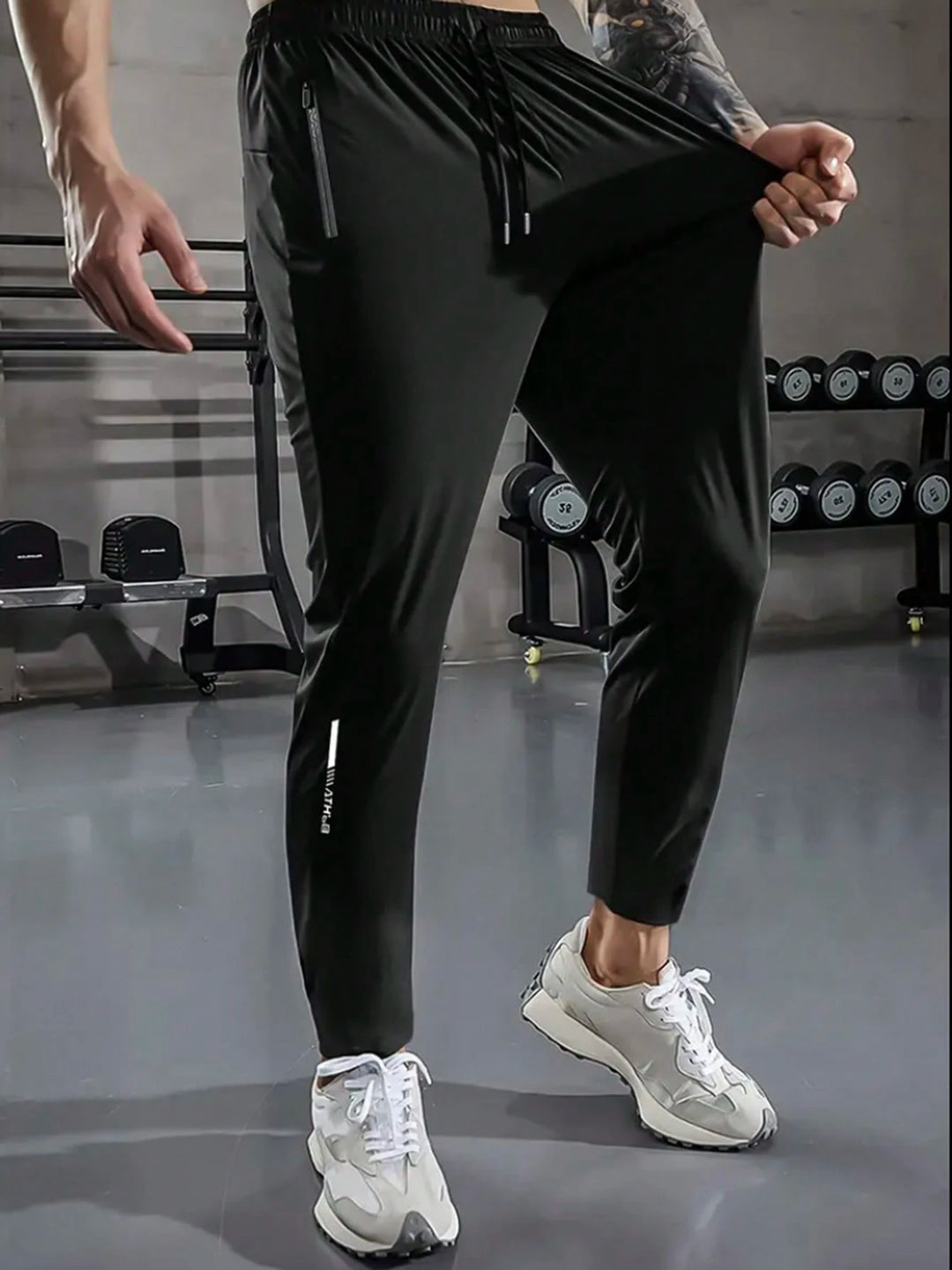 Pantaloni SHEIN, negru