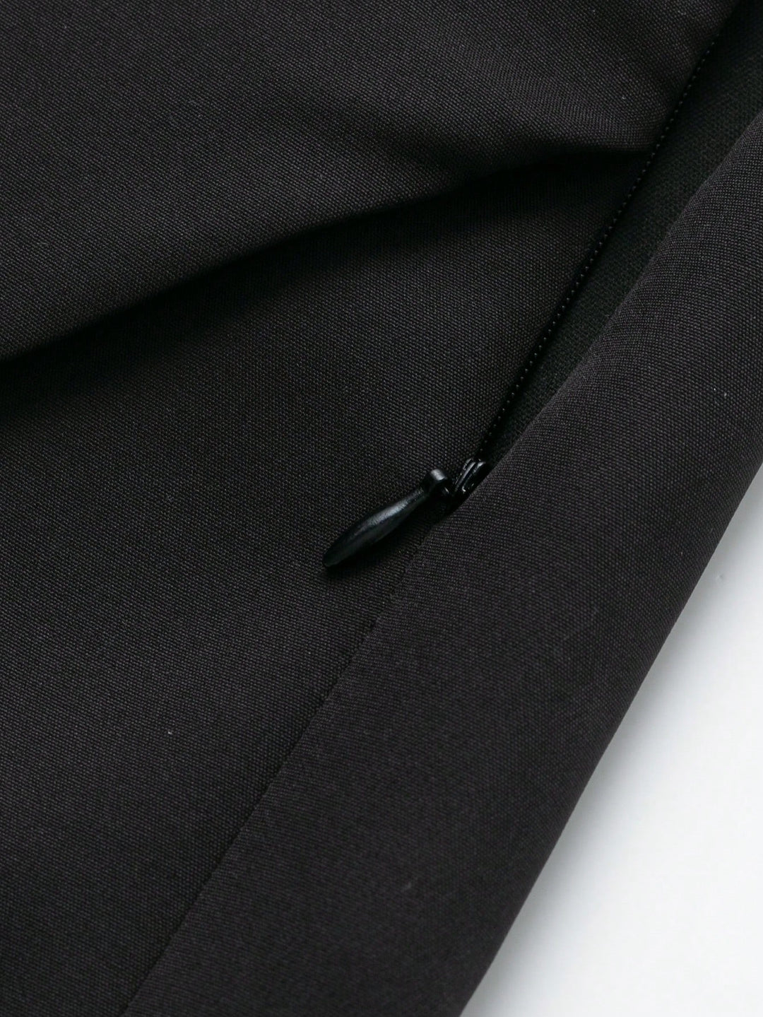 Pantaloni scurți SHEIN, negru