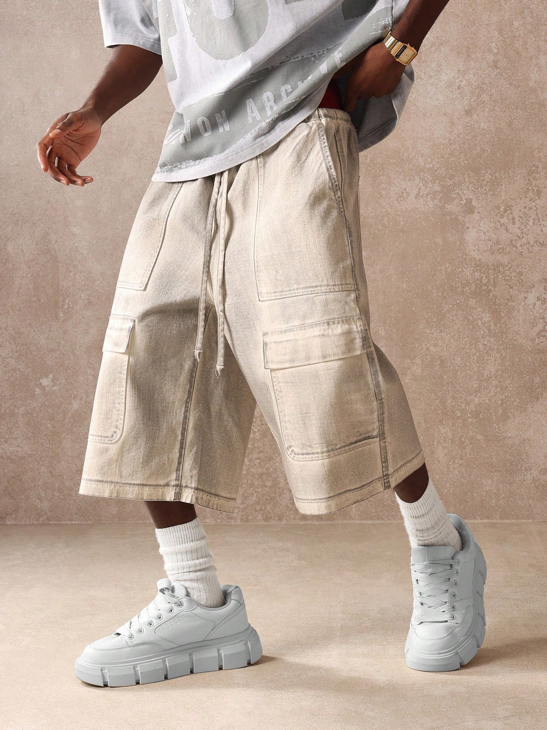 Pantaloni scurți SHEIN, crem