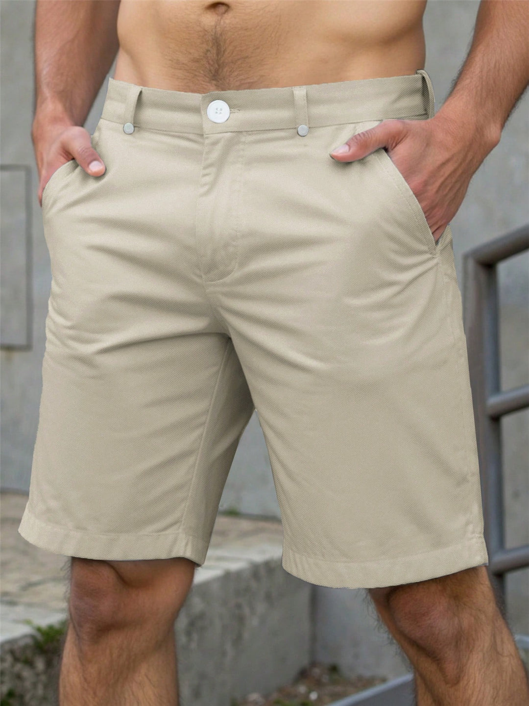 Pantaloni scurți SHEIN, bej