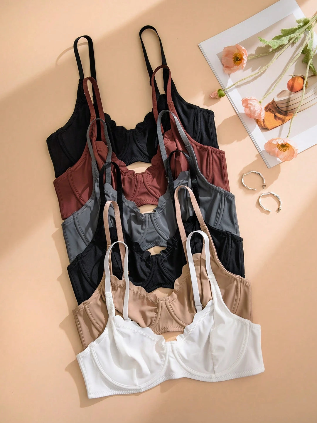 Set sutiene SHEIN, mix culori
