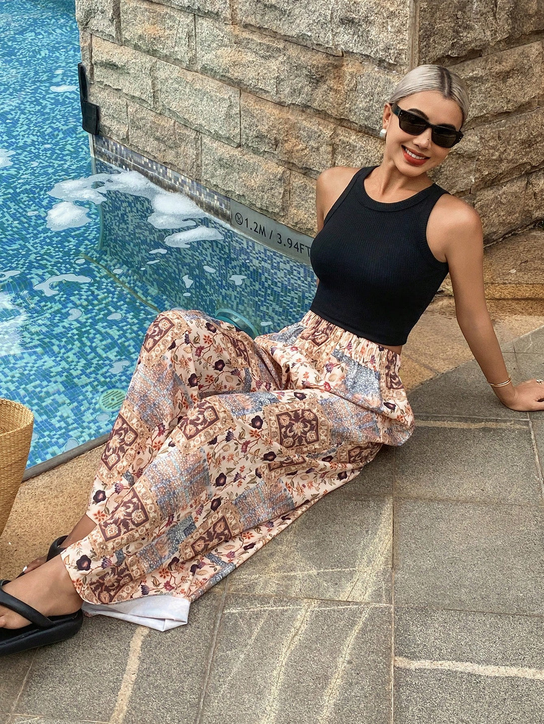 Pantaloni SHEIN, mix culori