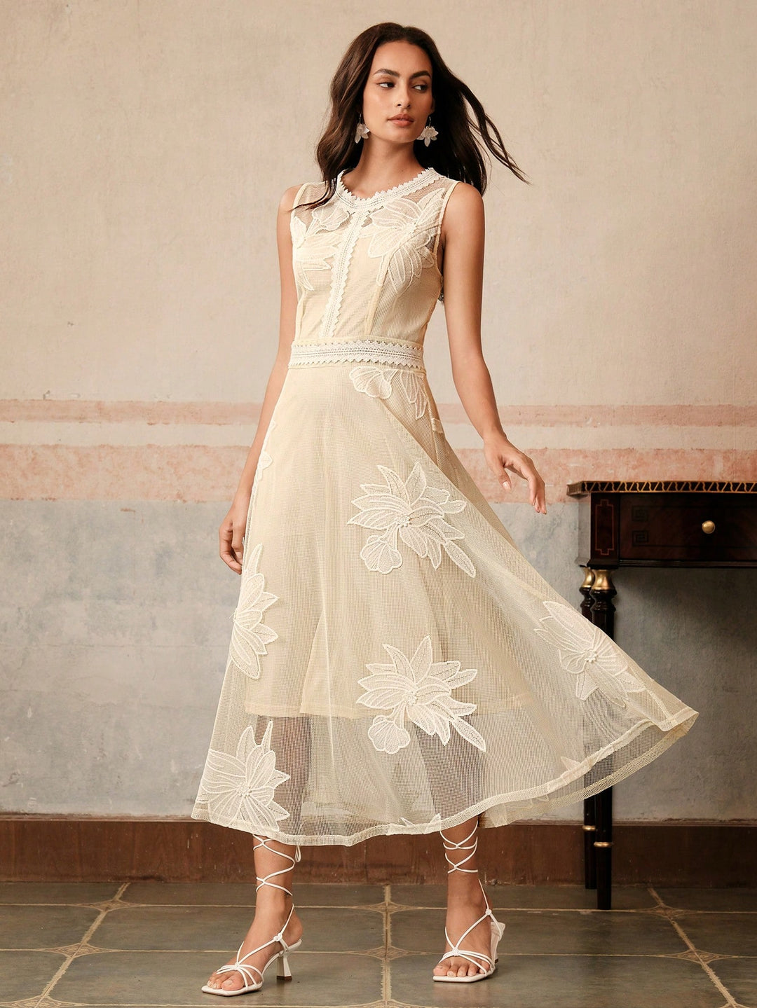 Rochie midi SHEIN, crem