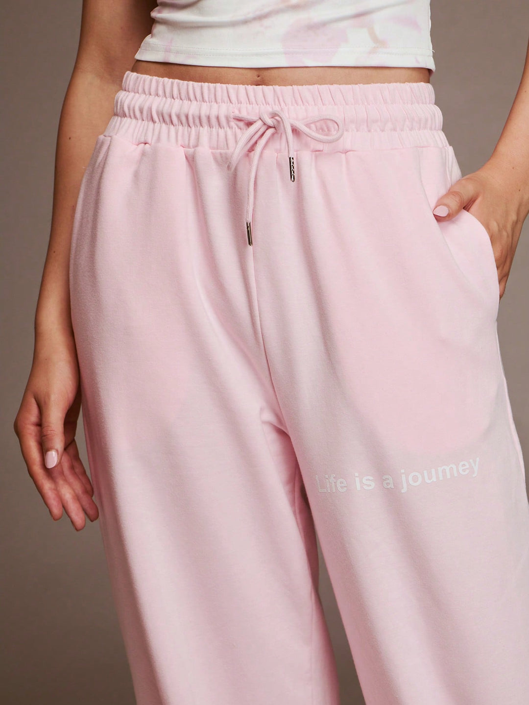 Pantaloni SHEIN, roz