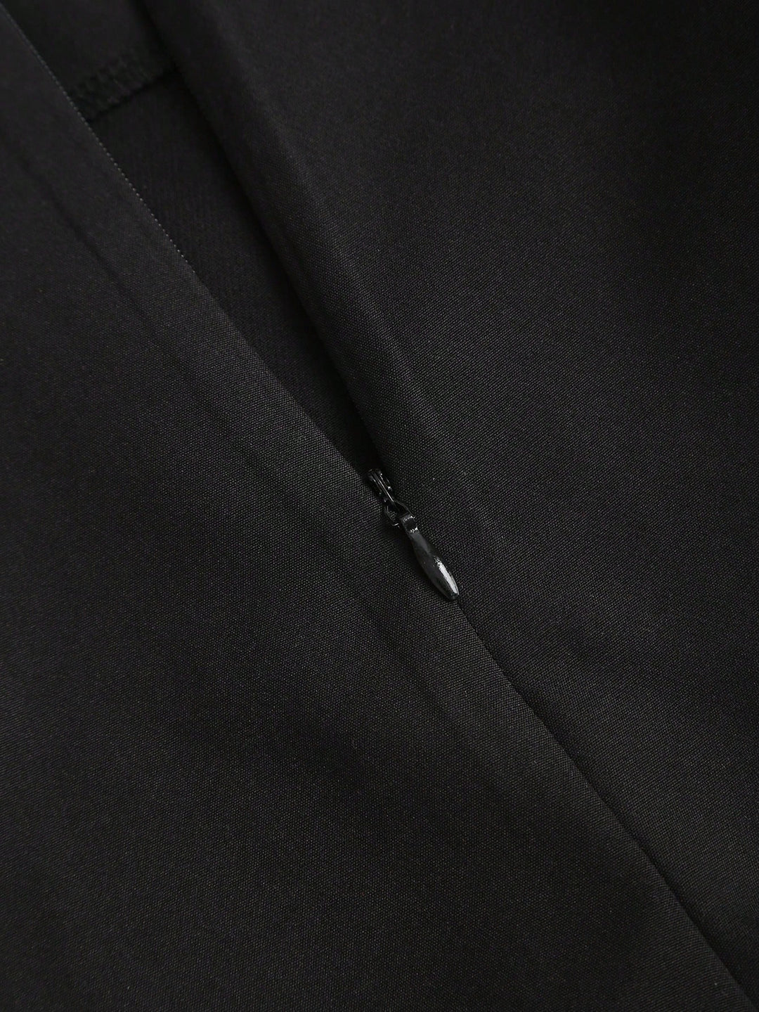 Pantaloni scurți SHEIN, negru