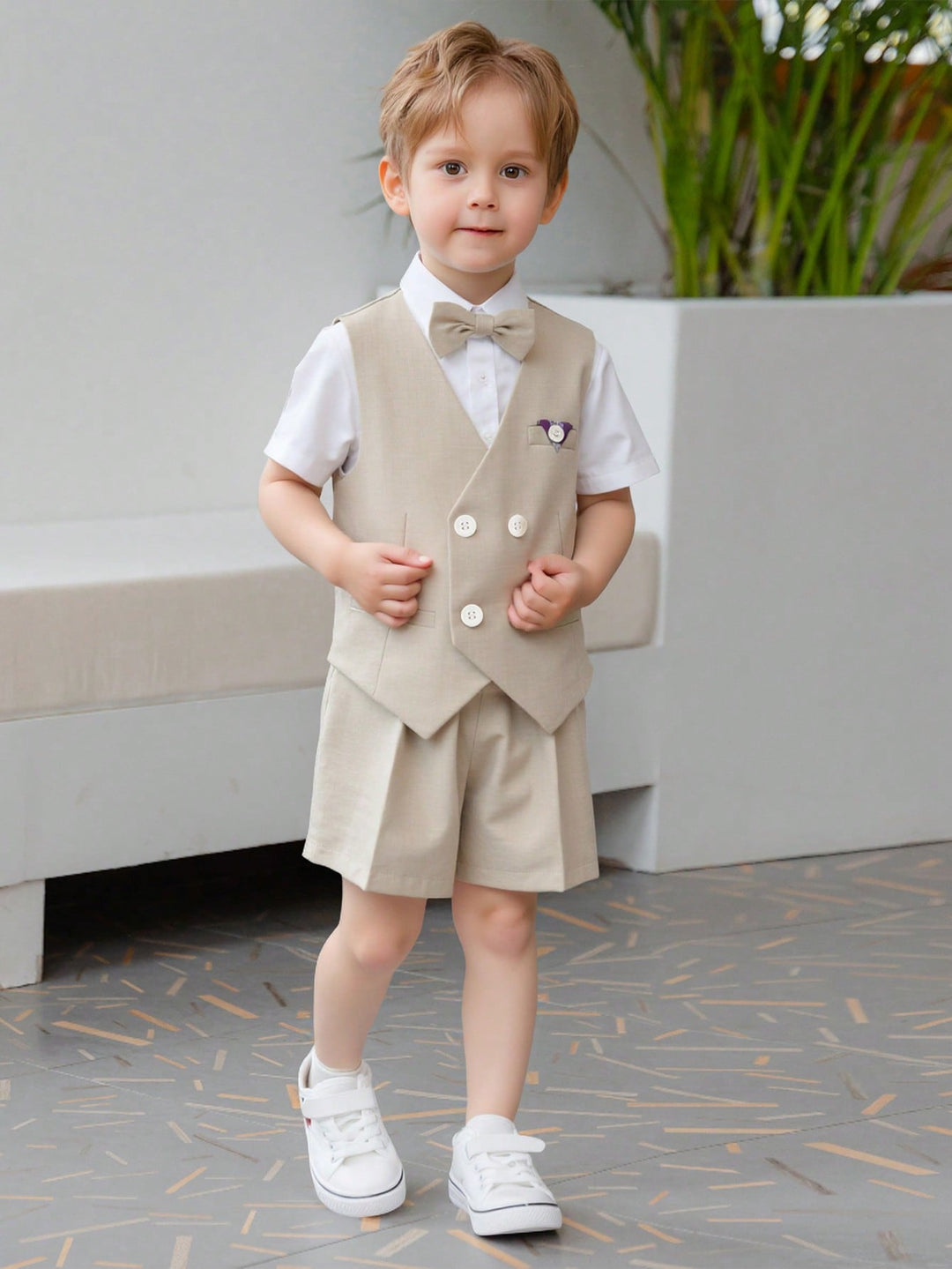 Costum SHEIN, bej