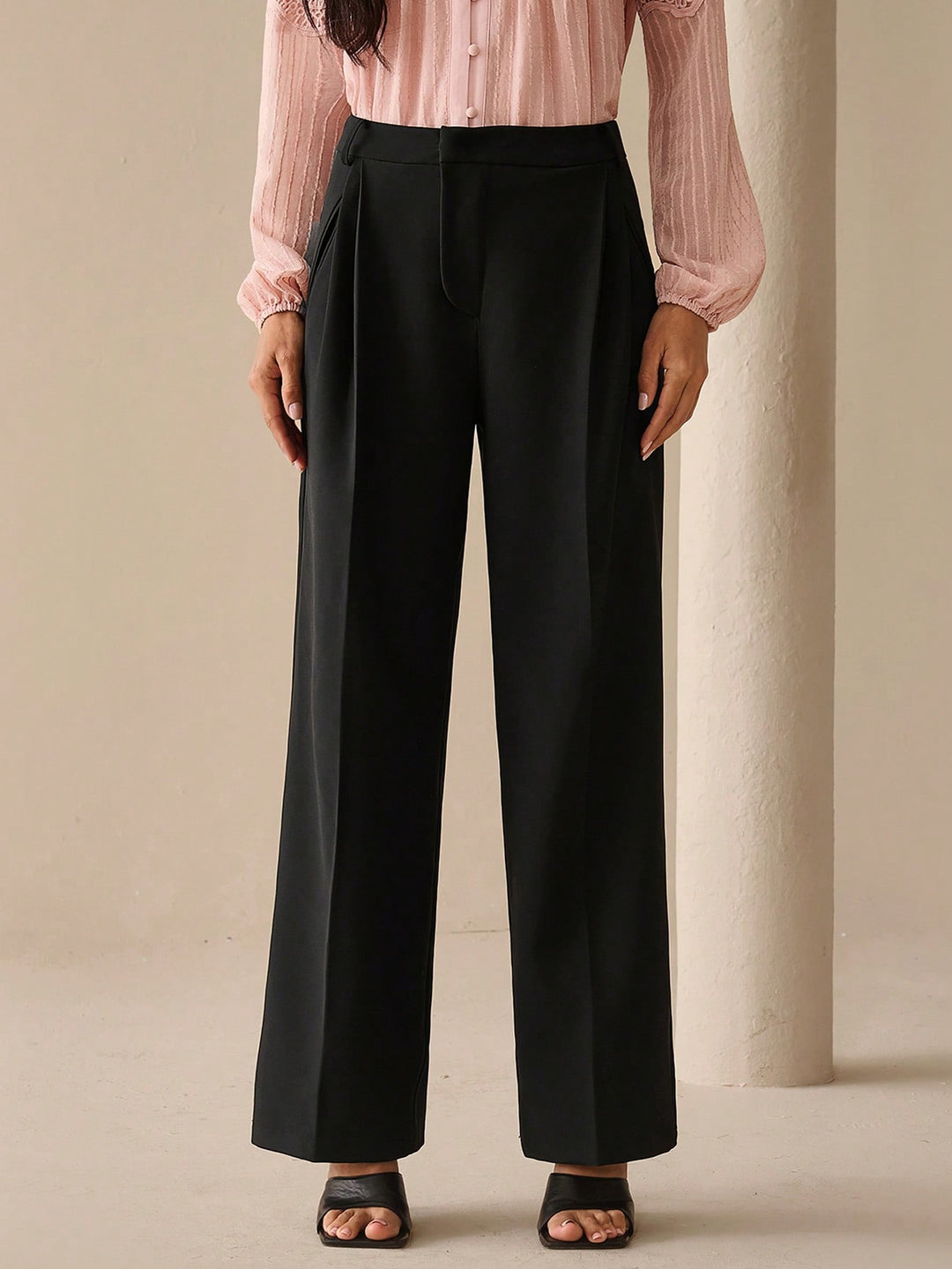 Pantaloni SHEIN, negru