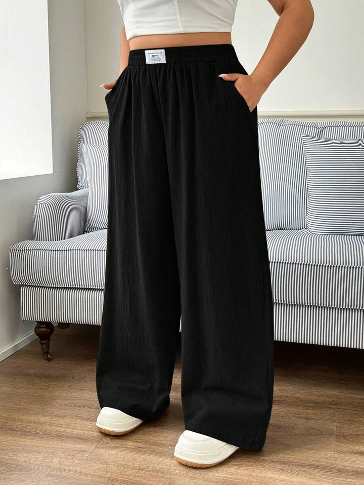 Pantaloni SHEIN, negru