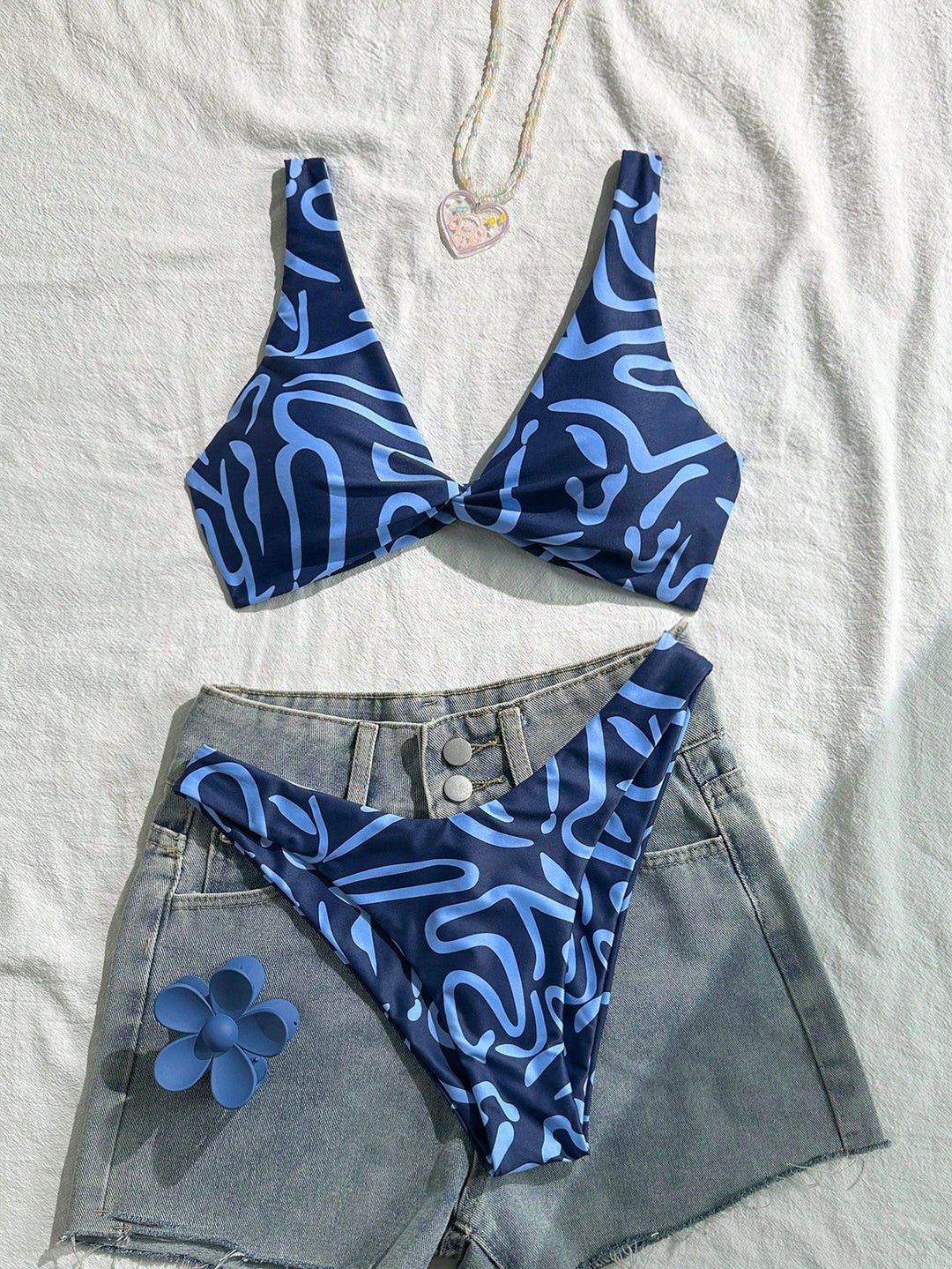Set bikini SHEIN, mix culori