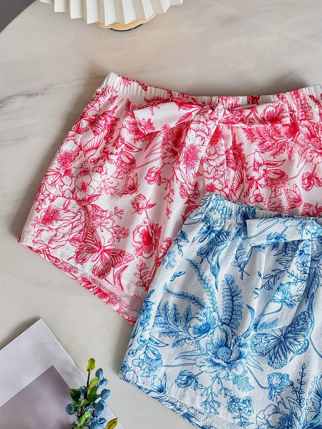 Pantaloni SHEIN, mix culori