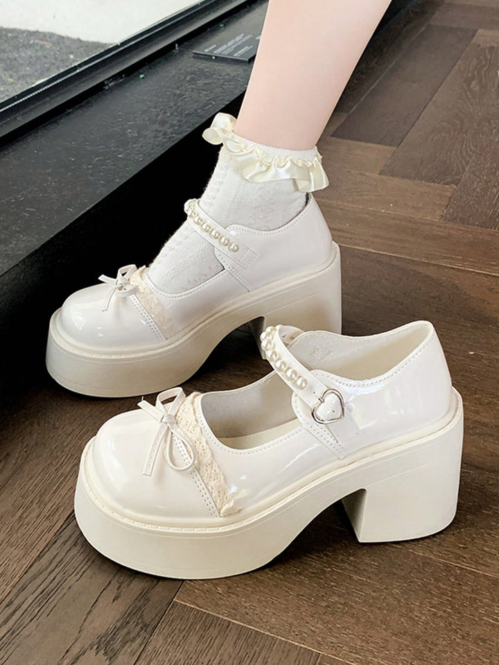 Pantofi SHEIN, crem