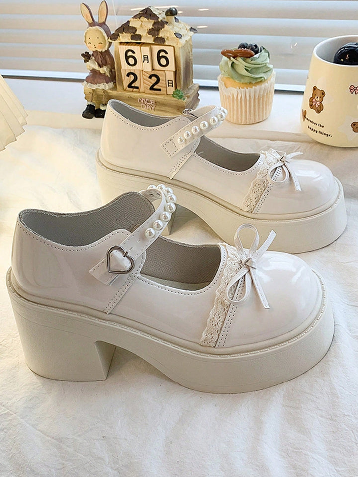 Pantofi SHEIN, crem