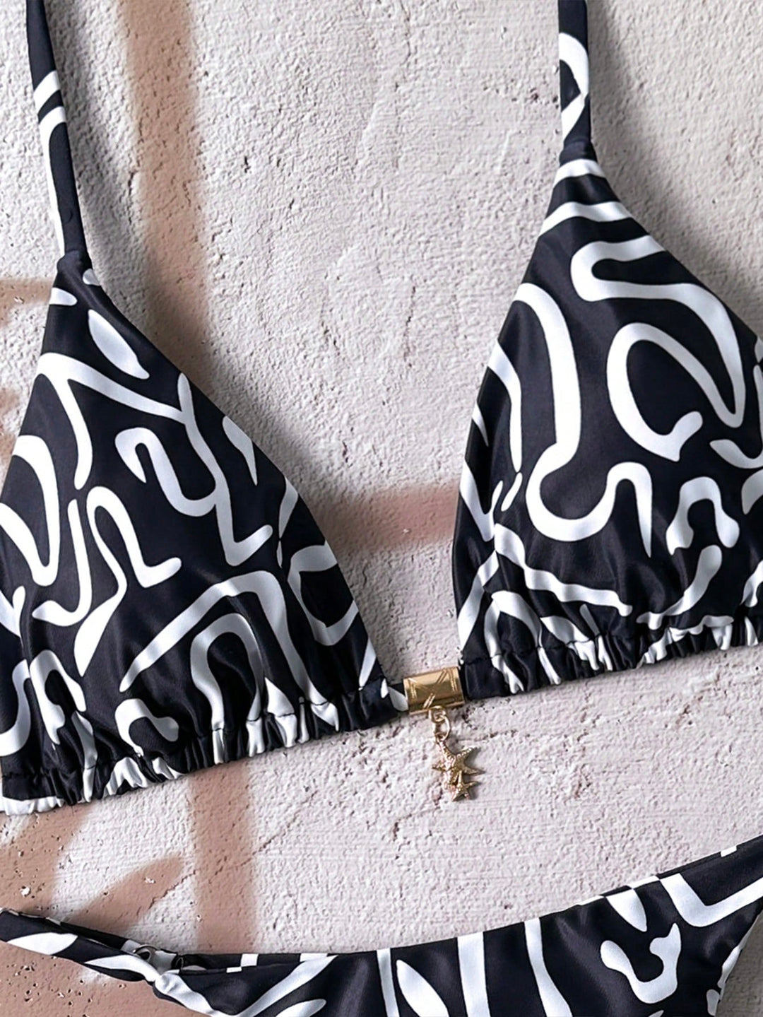 Set bikini SHEIN, mix culori