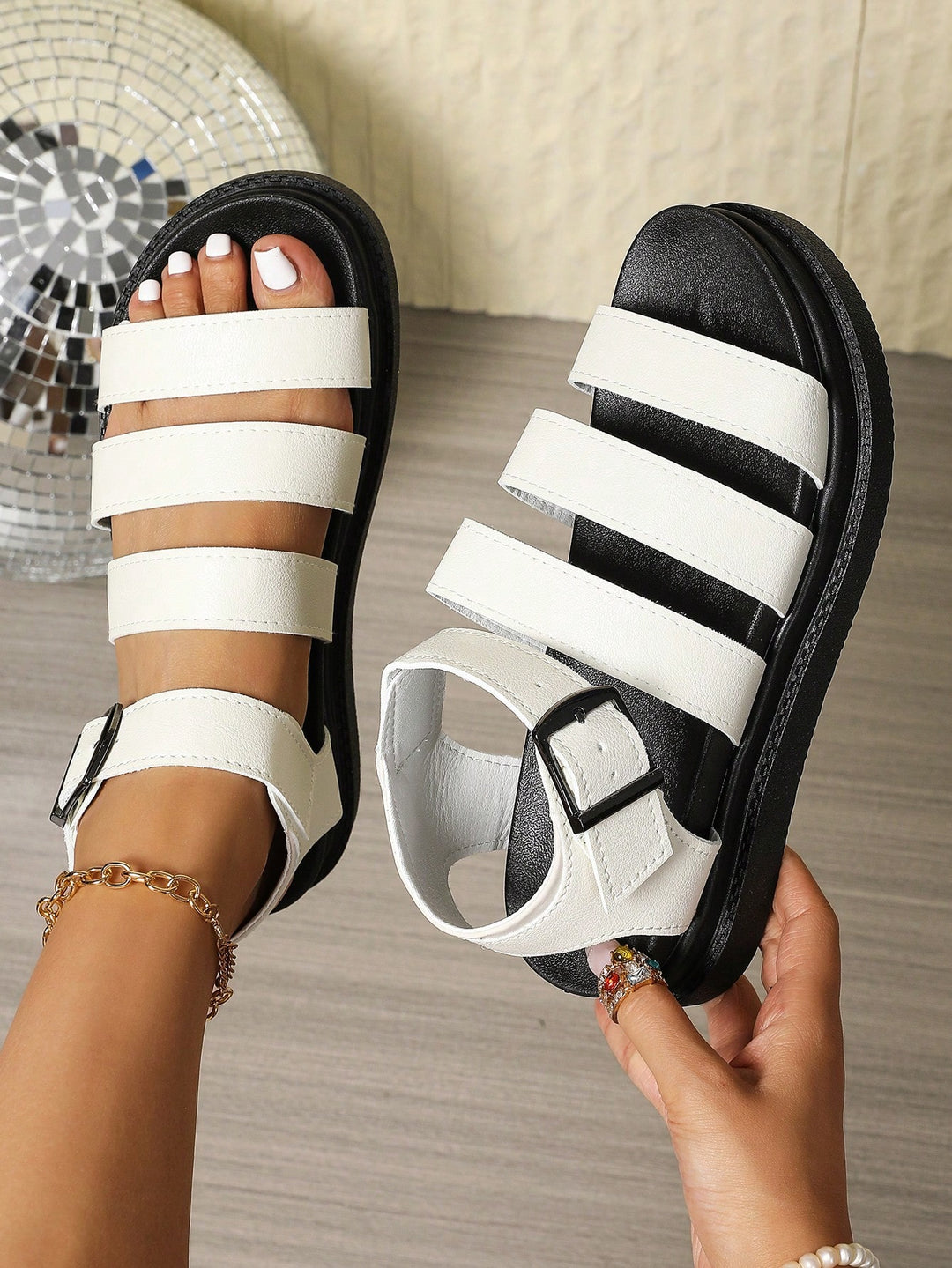 SHEIN szandál, fehér