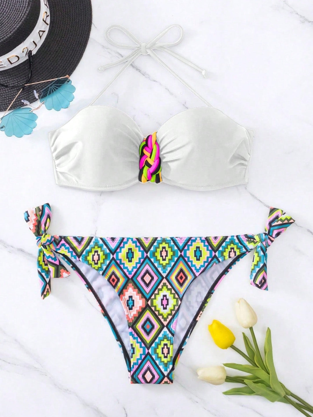 Set bikini SHEIN, alb