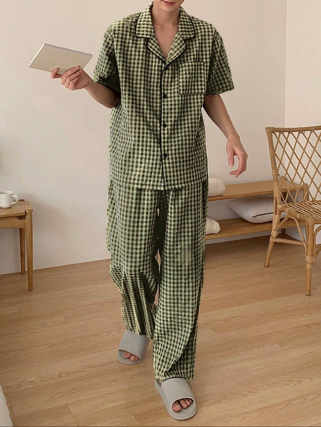 Compleu pijamale SHEIN, mix culori