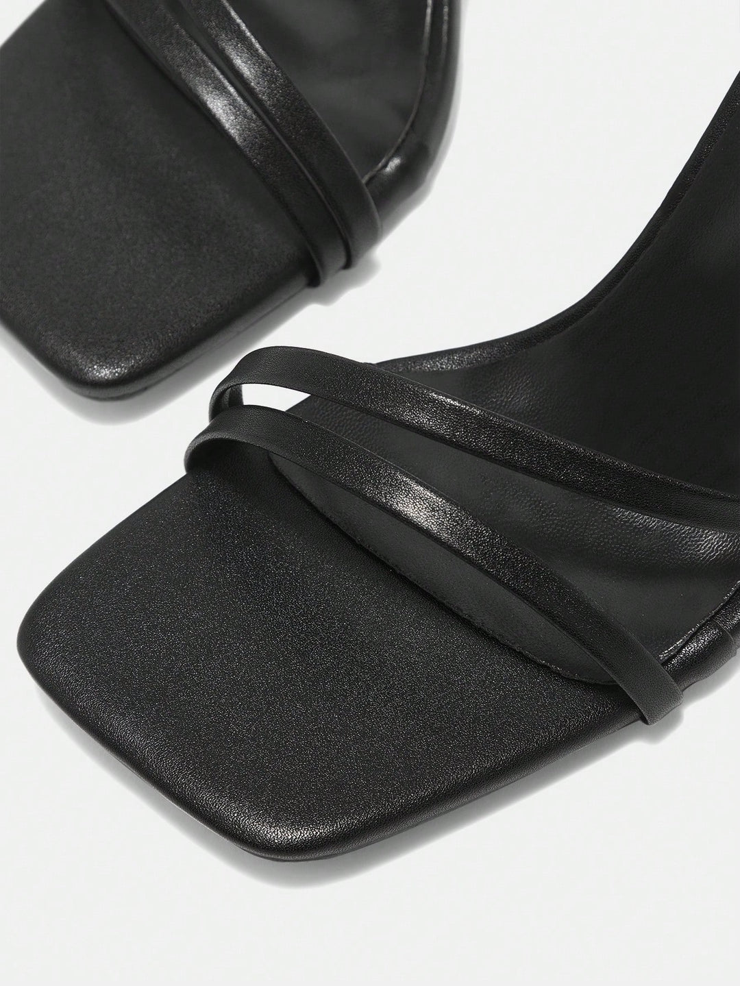 Sandale cu toc SHEIN, negru