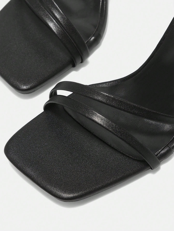 Sandale cu toc SHEIN, negru