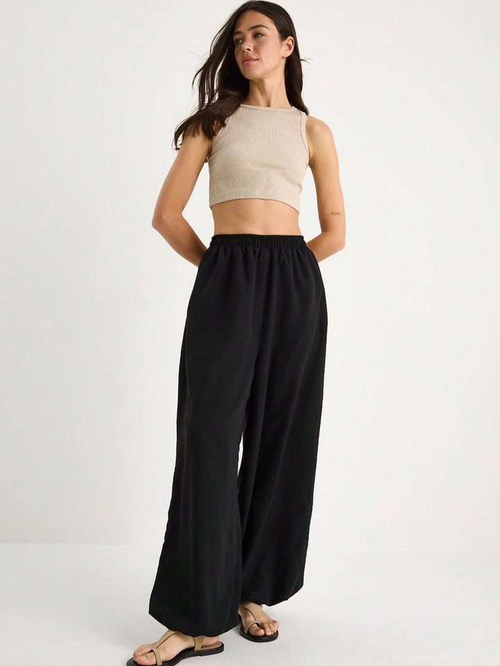 Pantaloni SHEIN, negru