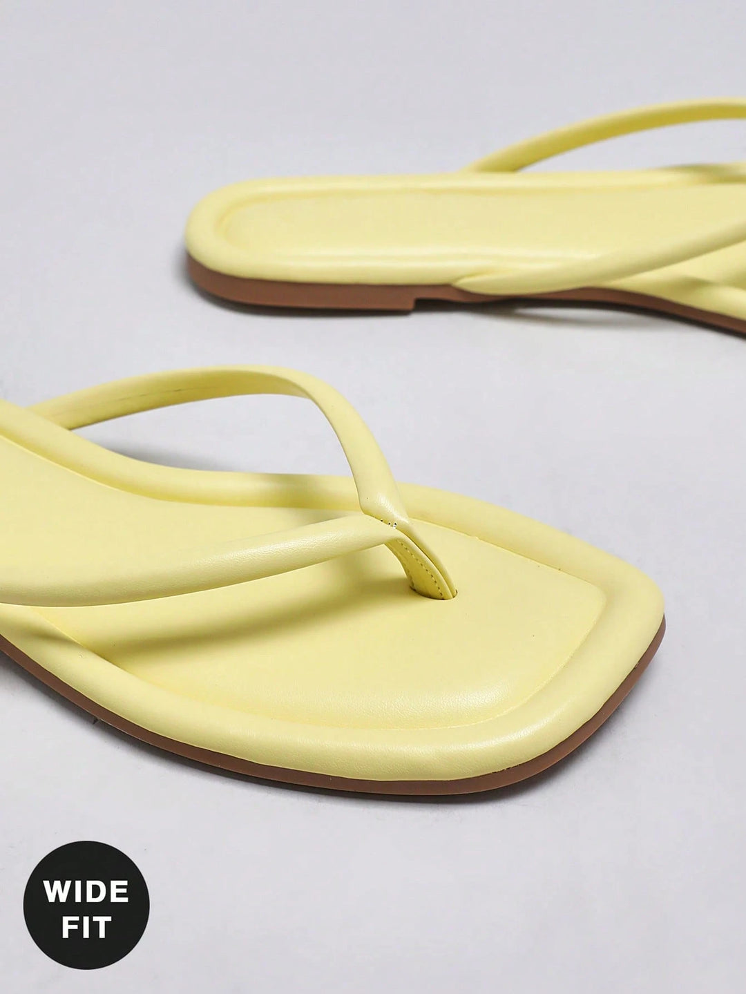 SHEIN Sliders, Yellow