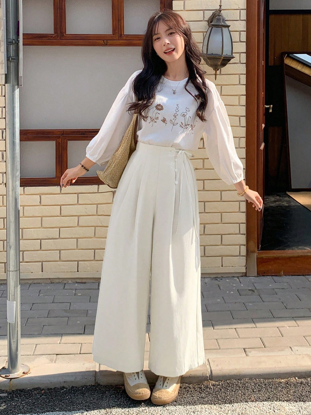 Pantaloni SHEIN, alb